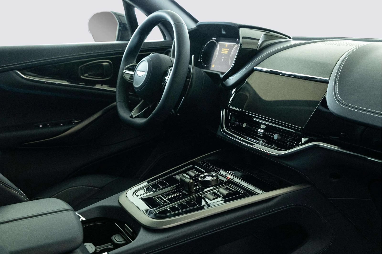 New 2026 Aston Martin DBX 707 AWD/4WD image 31