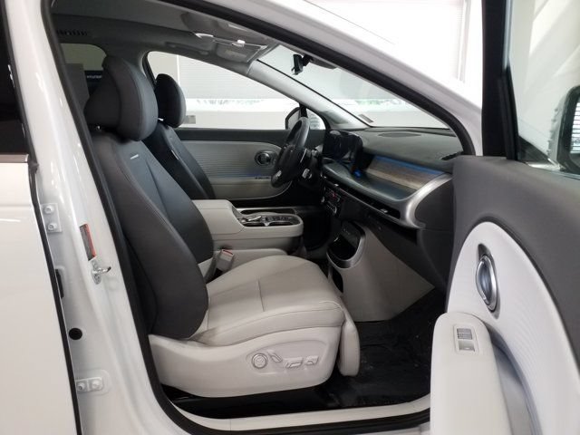 Certified 2026 Hyundai Ioniq 9 Limited AWD/4WD image 16