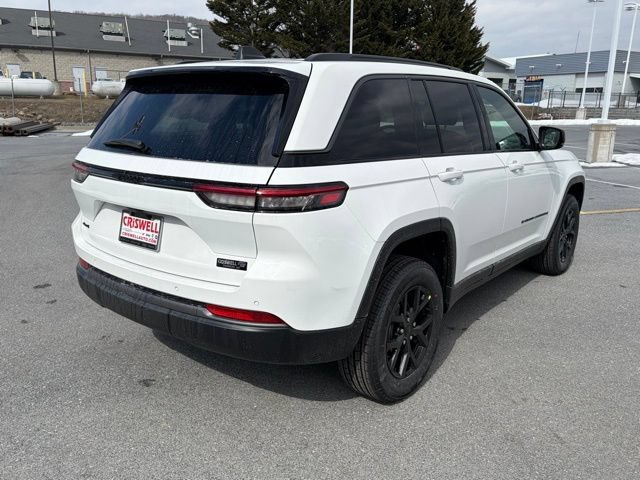 New 2026 Jeep Grand Cherokee Altitude AWD/4WD image 8