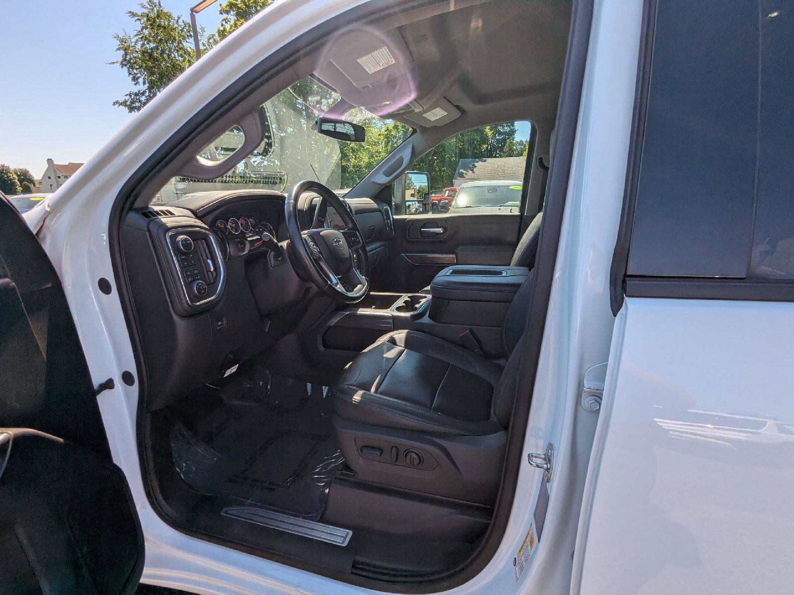 Used 2022 Chevrolet Silverado 2500 LTZ w/ LTZ Plus Package AWD/4WD image 19