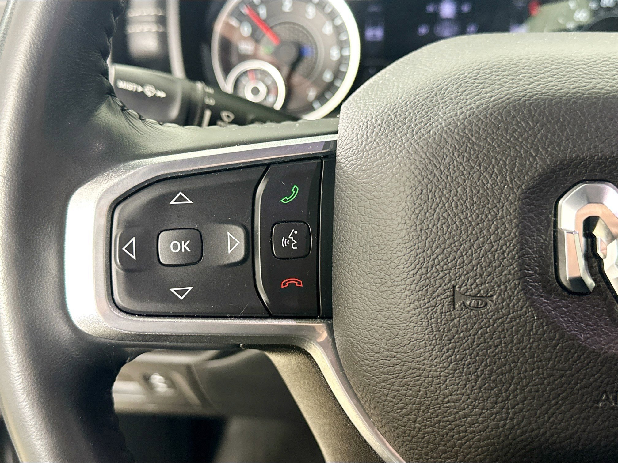 Certified 2023 RAM 1500 Laramie AWD/4WD image 12