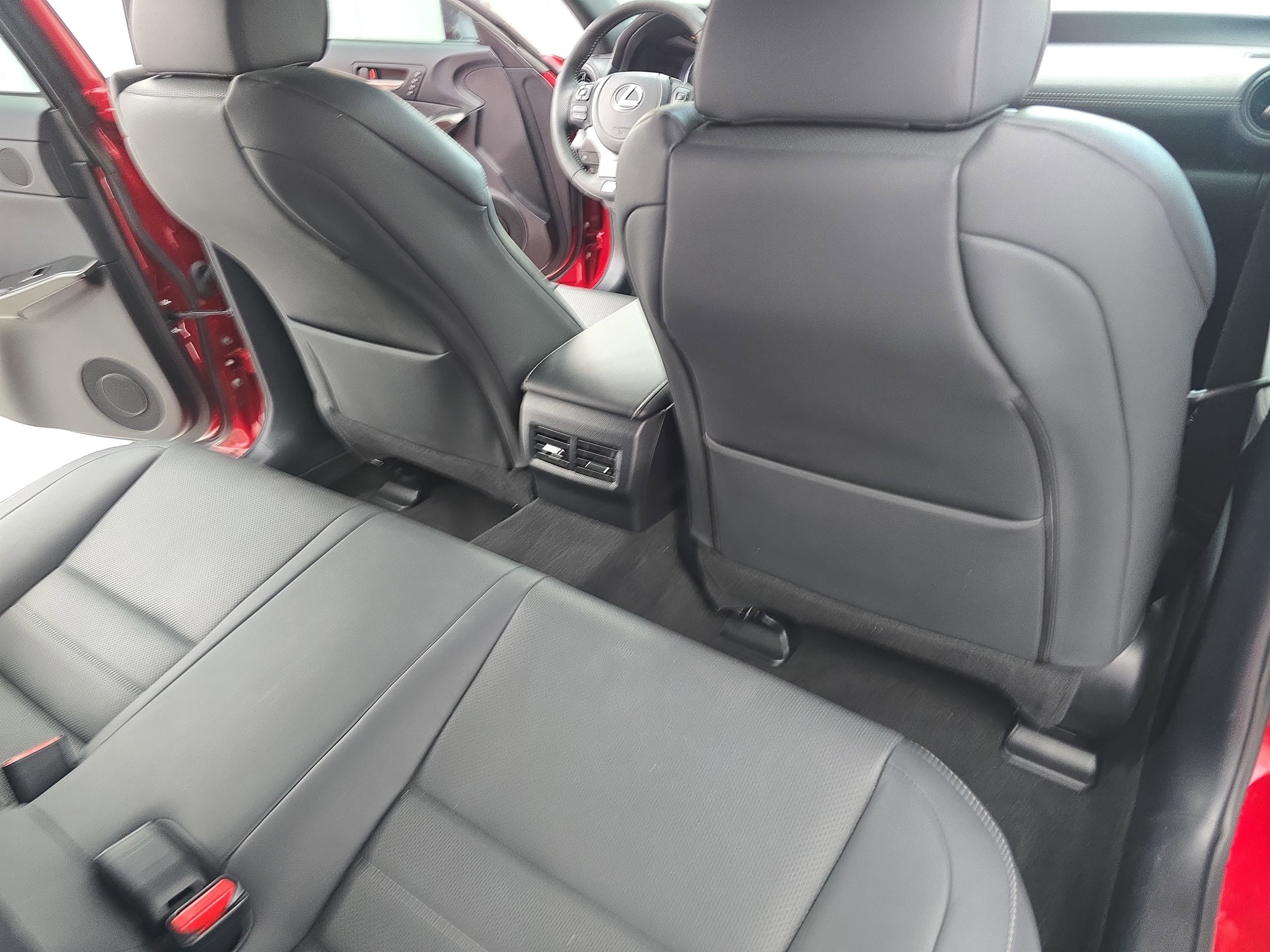 Used 2023 Lexus IS 350 F Sport image 11