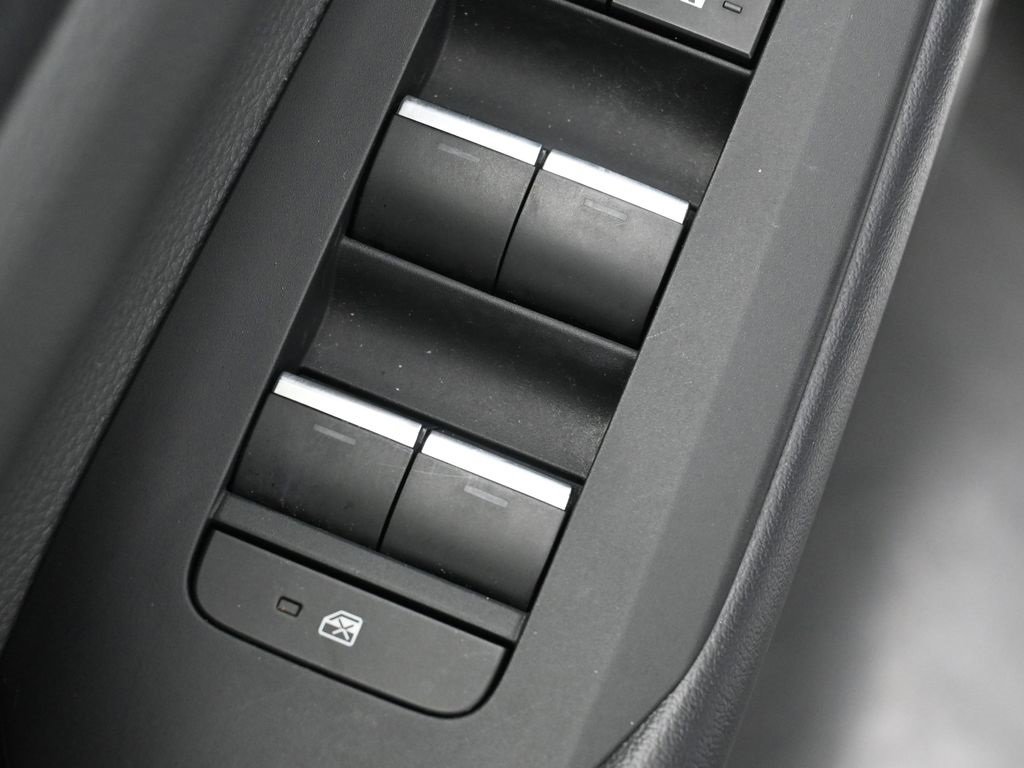 Certified 2024 Toyota Prius XLE image 13