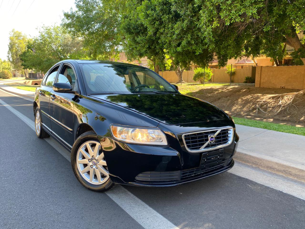Used 2009 Volvo S40 2.4i FWD image 2