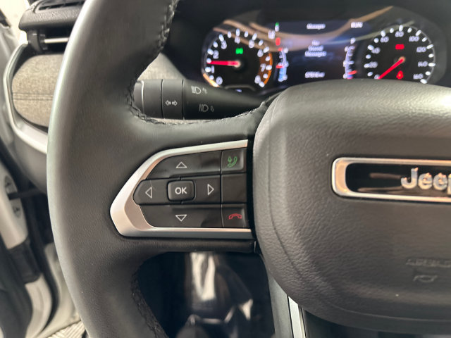 Certified 2024 Jeep Compass Latitude AWD/4WD image 13