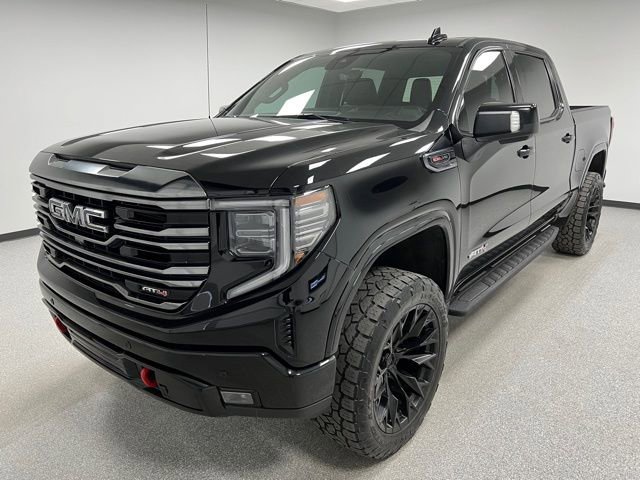 Used 2024 GMC Sierra 1500 AT4 w/ Technology Package image 2