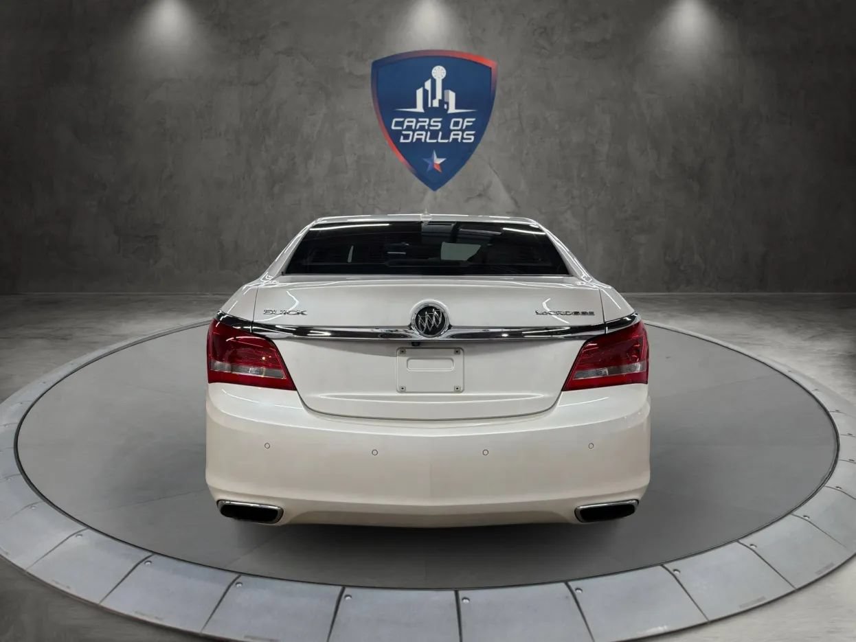 Used 2014 Buick LaCrosse Premium w/ Driver Confidence Package FWD image 4