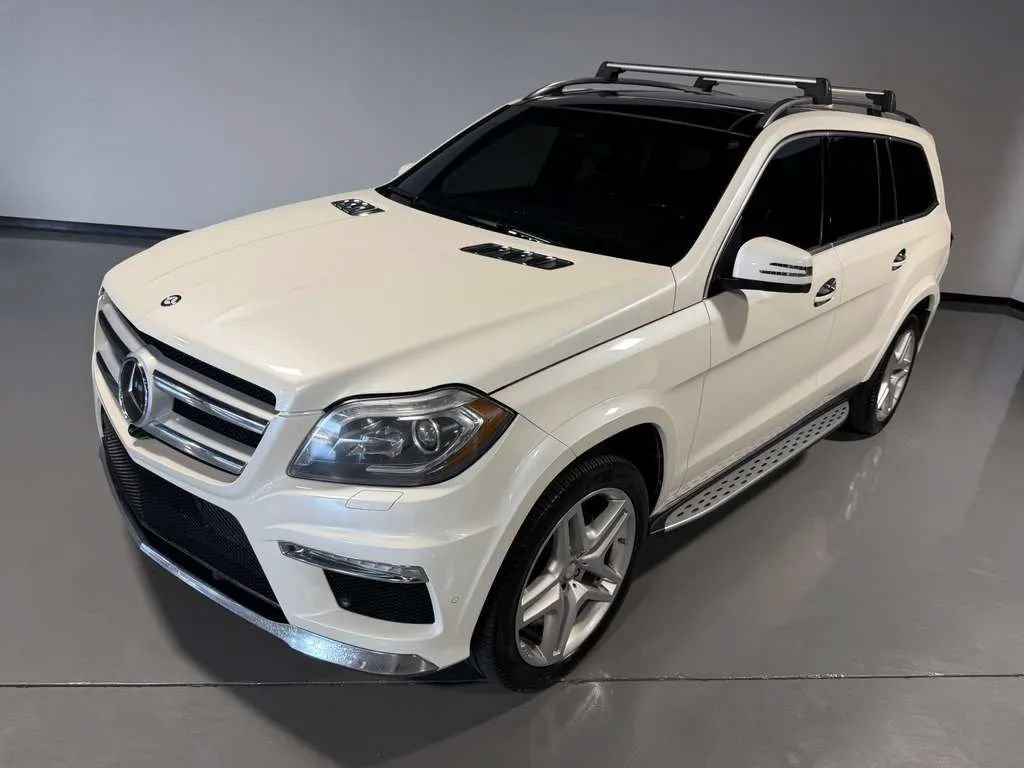 Used 2015 Mercedes-Benz GL 550 4MATIC image 6
