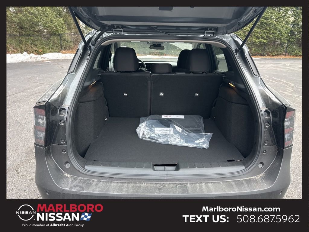 New 2026 Nissan Kicks SV w/ SV Premium Package image 13