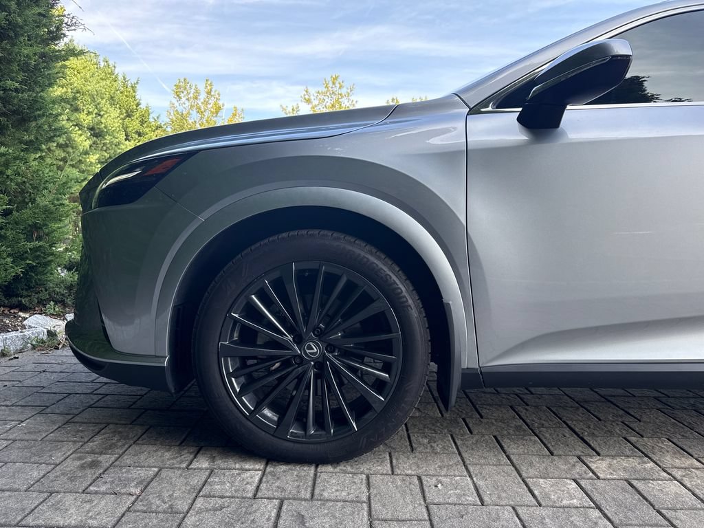Used 2024 Lexus RX 350 Premium w/ Accessory Package (Z1) AWD/4WD image 9