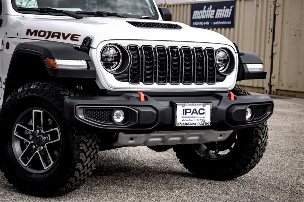 New 2025 Jeep Gladiator Mojave w/ Dual Top Group image 3