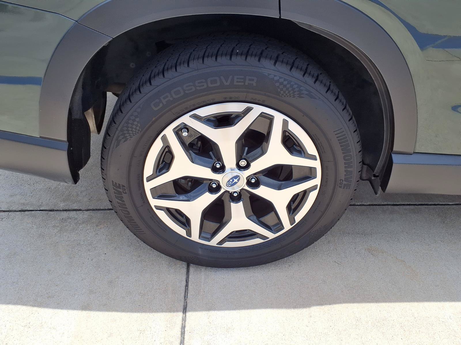 Used 2024 Subaru Forester Premium AWD/4WD image 27