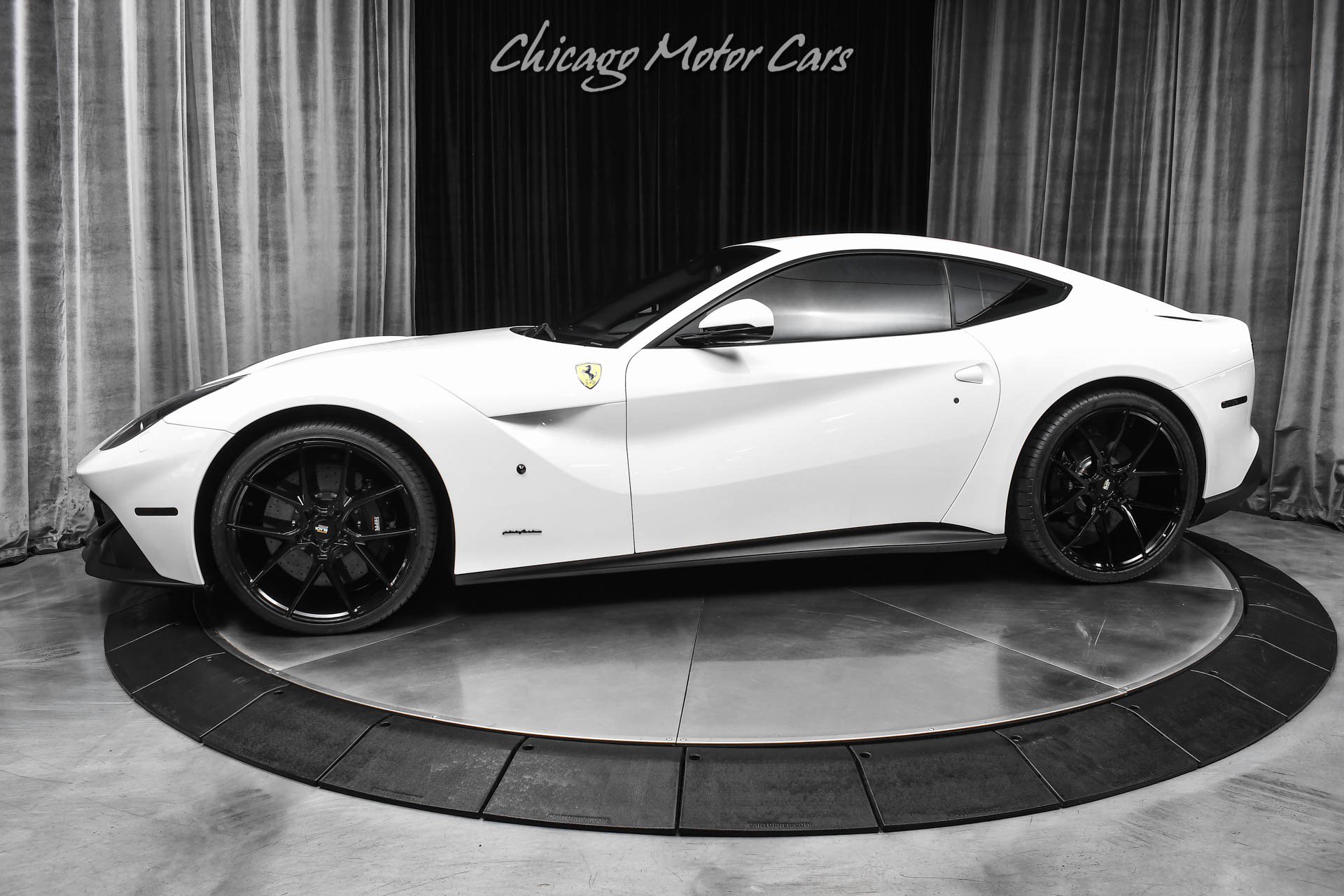 Used 2014 Ferrari F12 Berlinetta RWD image 1