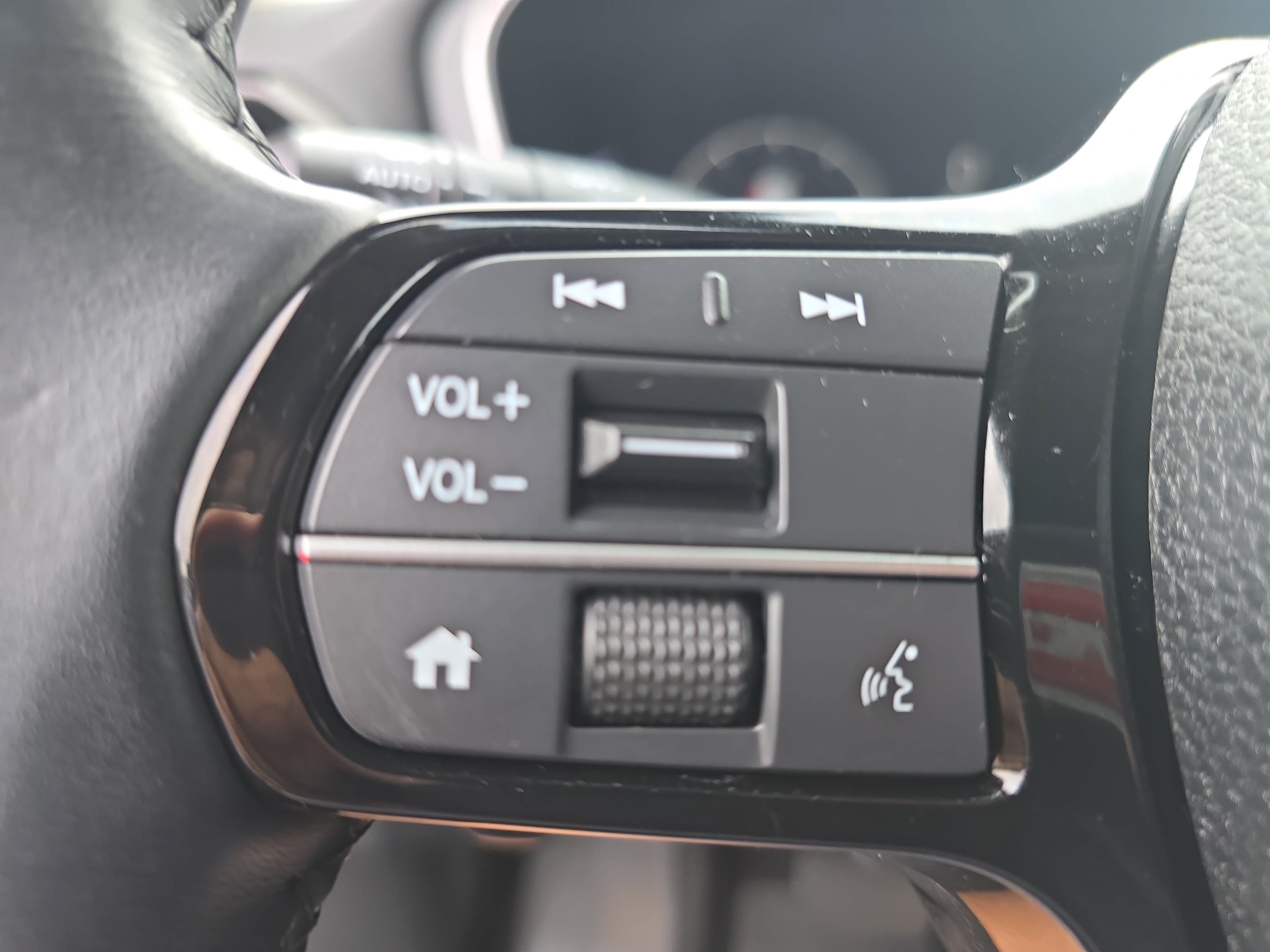 Used 2023 Honda Pilot Touring image 19