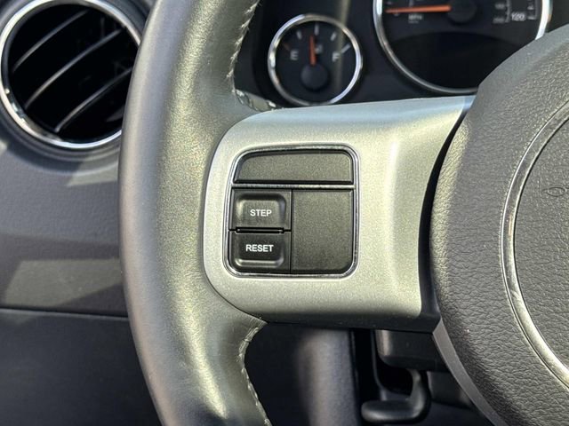 Used 2016 Jeep Compass High Altitude image 24