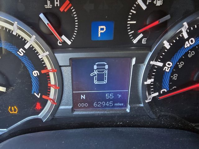 Used 2018 Toyota 4Runner SR5 Premium image 2