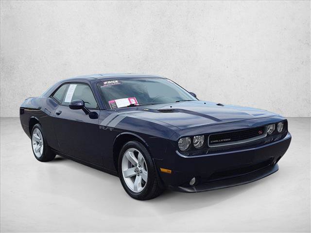 Used 2013 Dodge Challenger R/T w/ Sound Group II RWD image 3