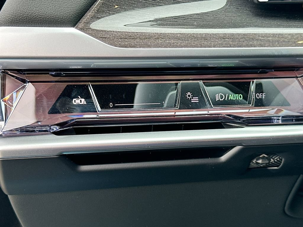 New 2026 BMW 760i xDrive w/ Executive Package AWD/4WD image 10