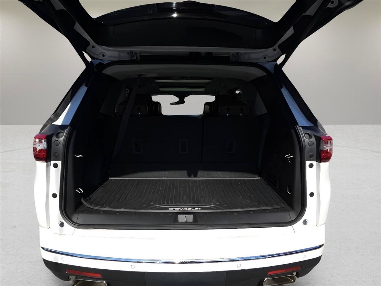 Used 2018 Chevrolet Traverse High Country AWD/4WD image 28