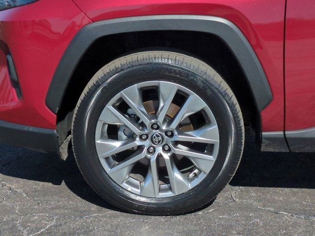 Certified 2025 Toyota RAV4 XLE Premium FWD image 7