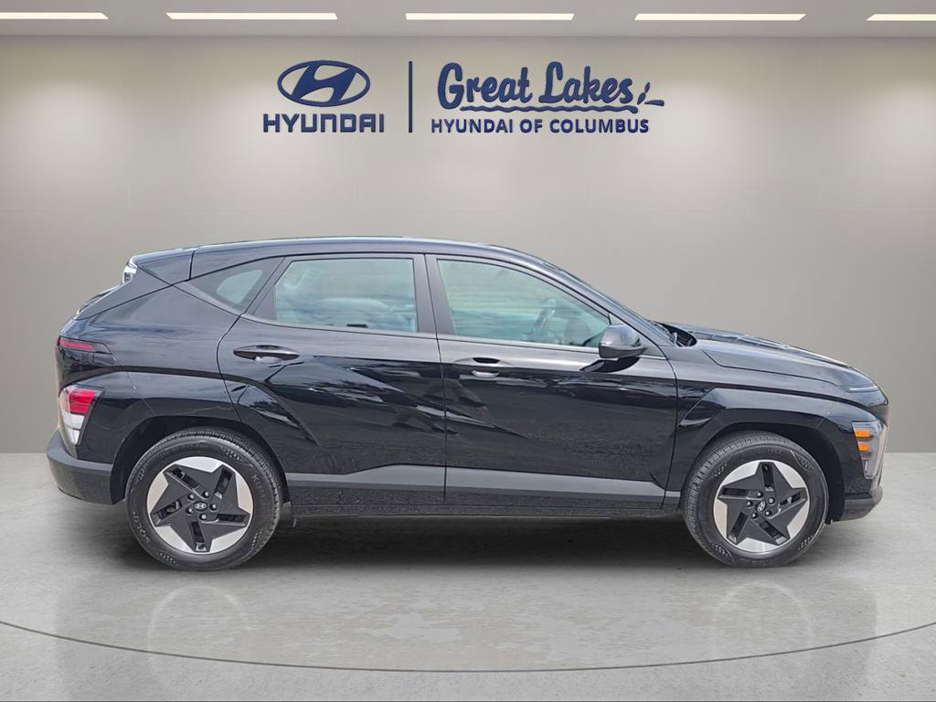 Certified 2024 Hyundai Kona SE FWD image 4