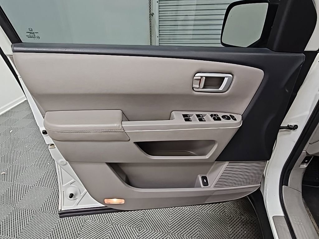 Used 2013 Honda Pilot EX-L image 24