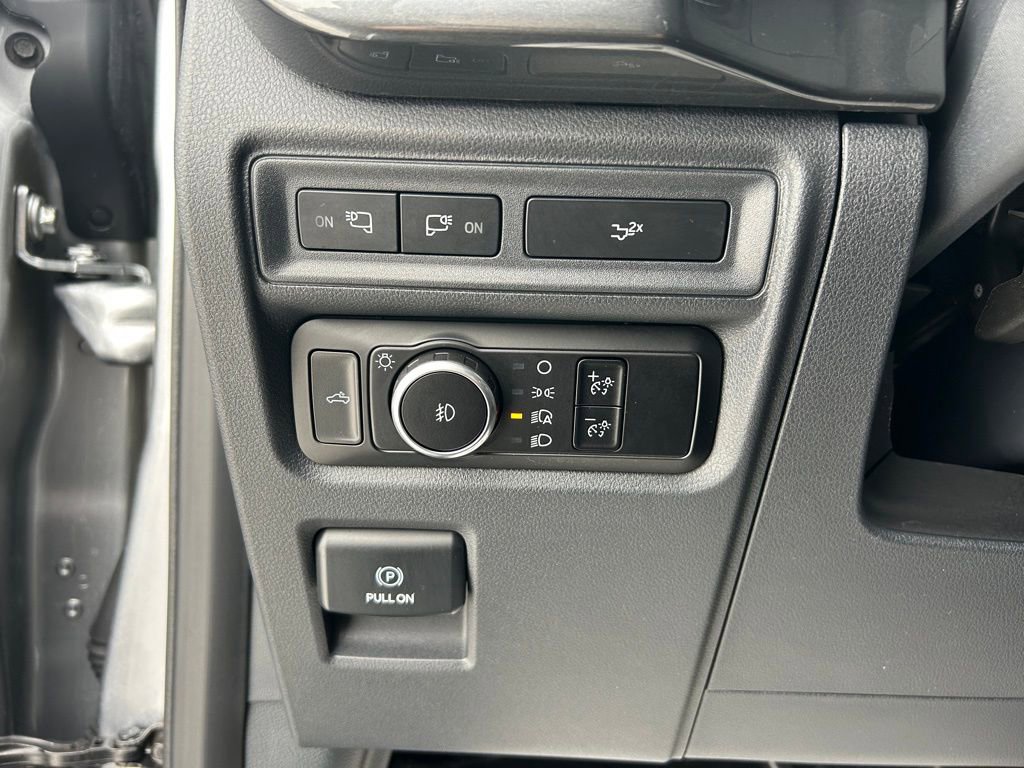 Used 2023 Ford F150 XLT w/ Equipment Group 302A High image 4