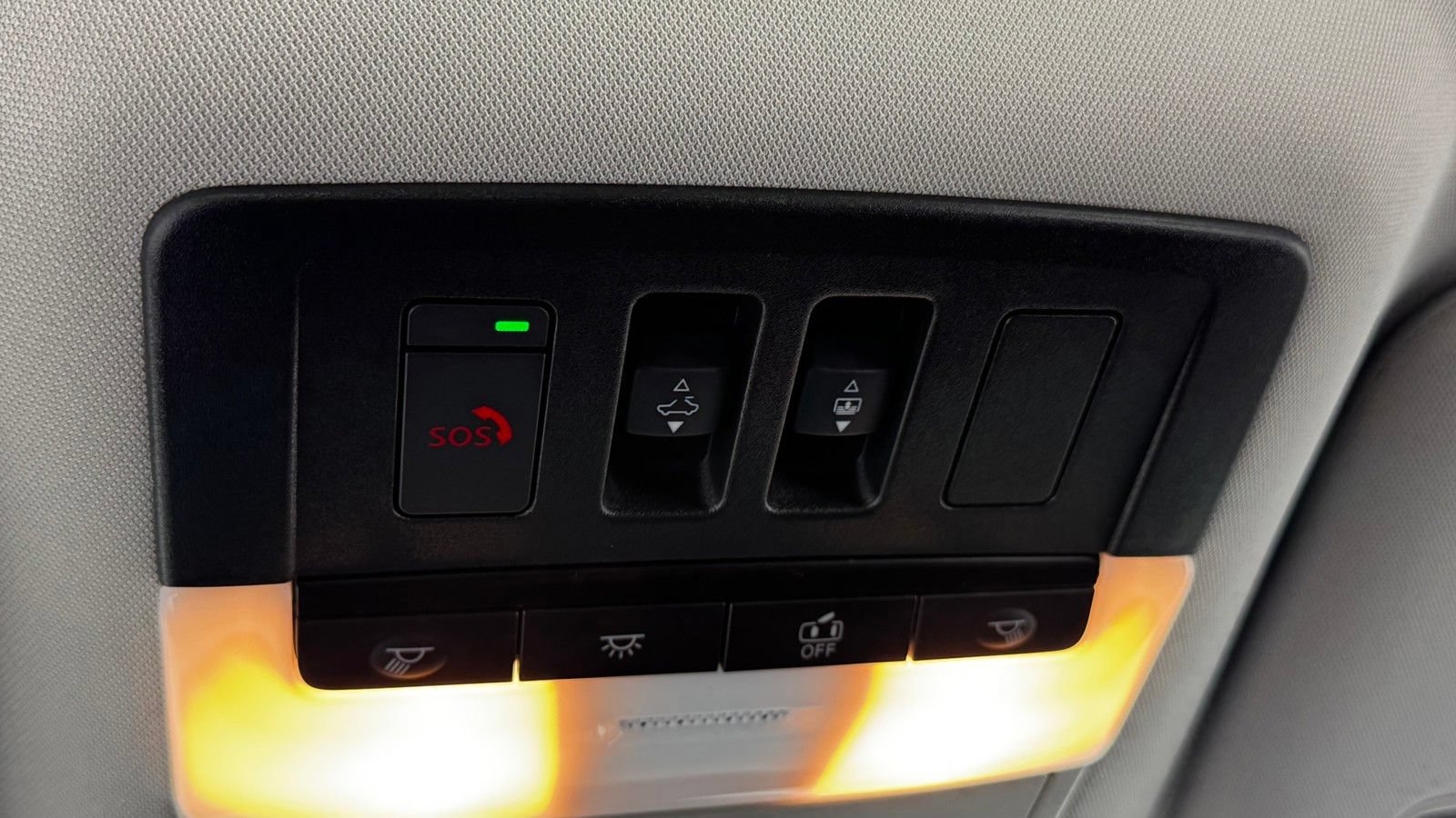 Certified 2025 Nissan Pathfinder Platinum AWD/4WD image 33