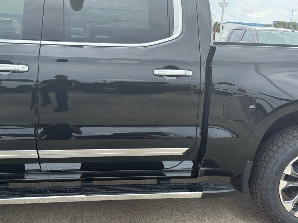 New 2026 Chevrolet Silverado 1500 High Country w/ Technology Package image 17