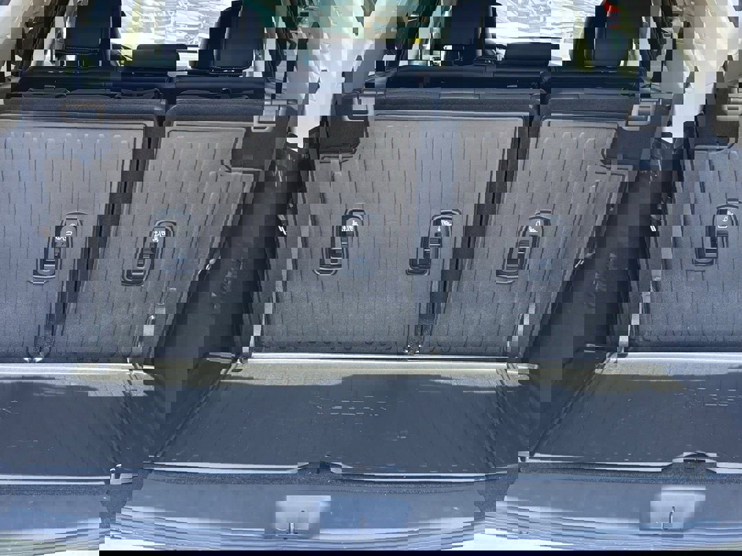 New 2025 Nissan Pathfinder Platinum w/ Cargo Package image 15