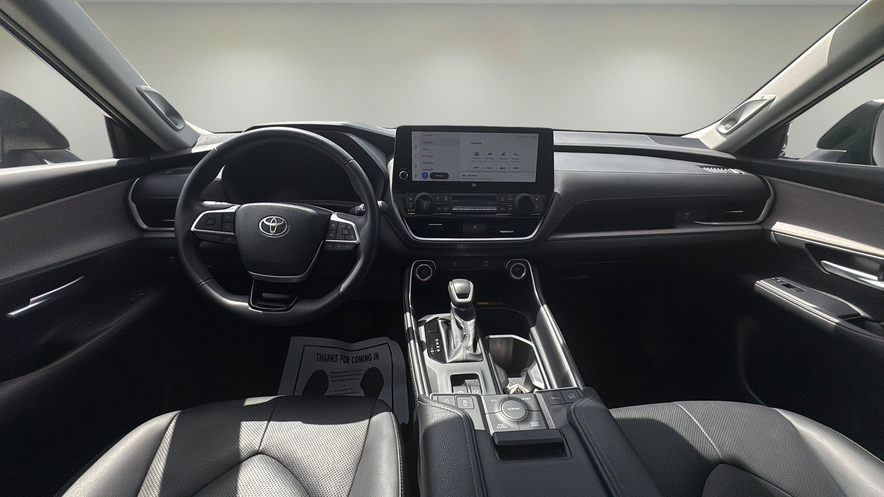 Used 2024 Toyota Grand Highlander AWD image 15