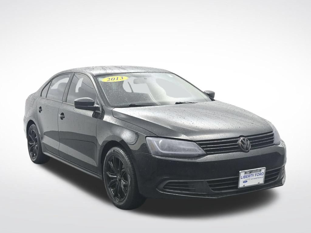 Used 2013 Volkswagen Jetta S FWD image 3