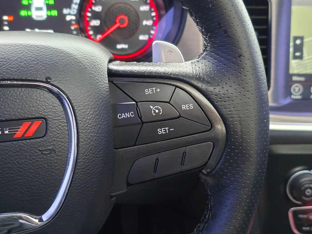 Used 2017 Dodge Charger R/T w/ Plus Group image 28