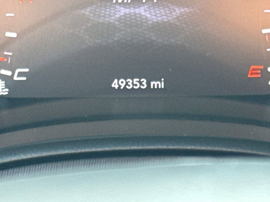 Used 2019 Dodge Charger SXT w/ Cold Weather Package image 17