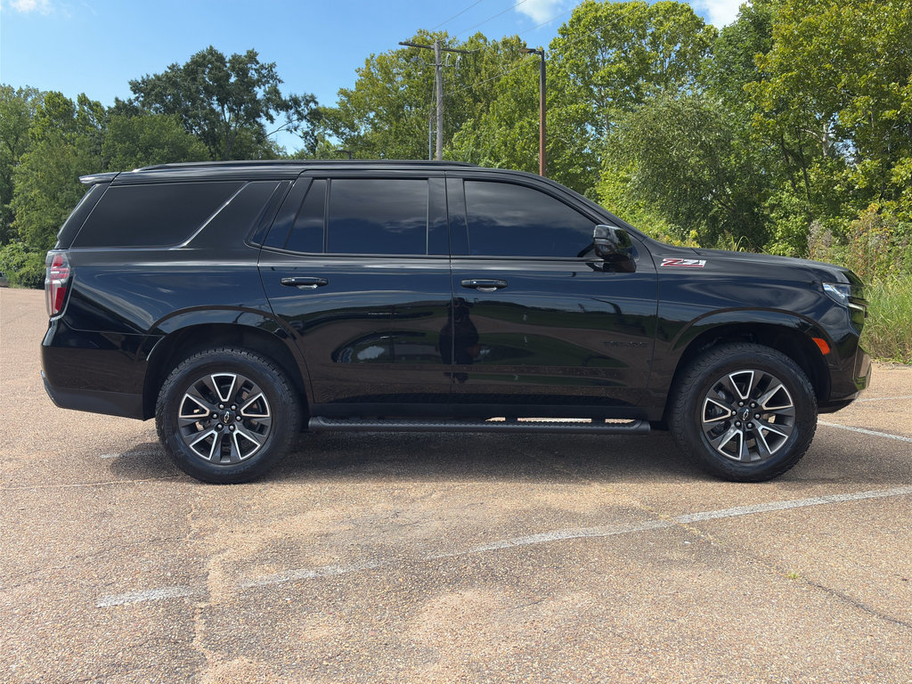 Used 2023 Chevrolet Tahoe Z71 w/ Luxury Package AWD/4WD image 6