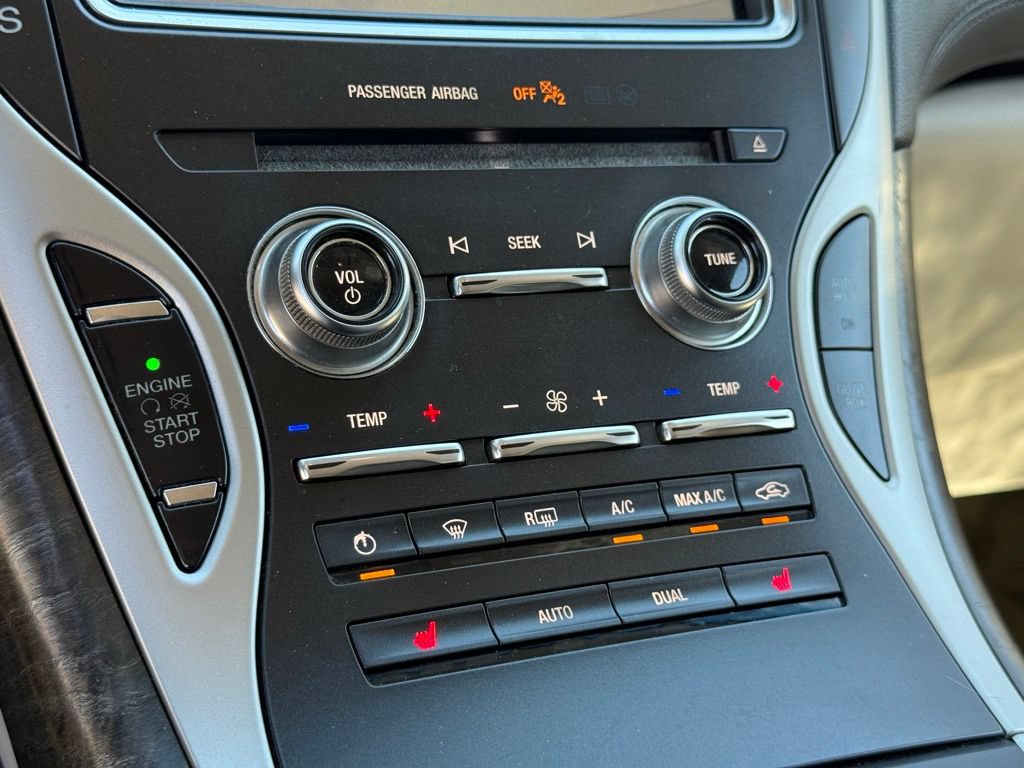 Used 2018 Lincoln MKX Select w/ Select Plus Package FWD image 10