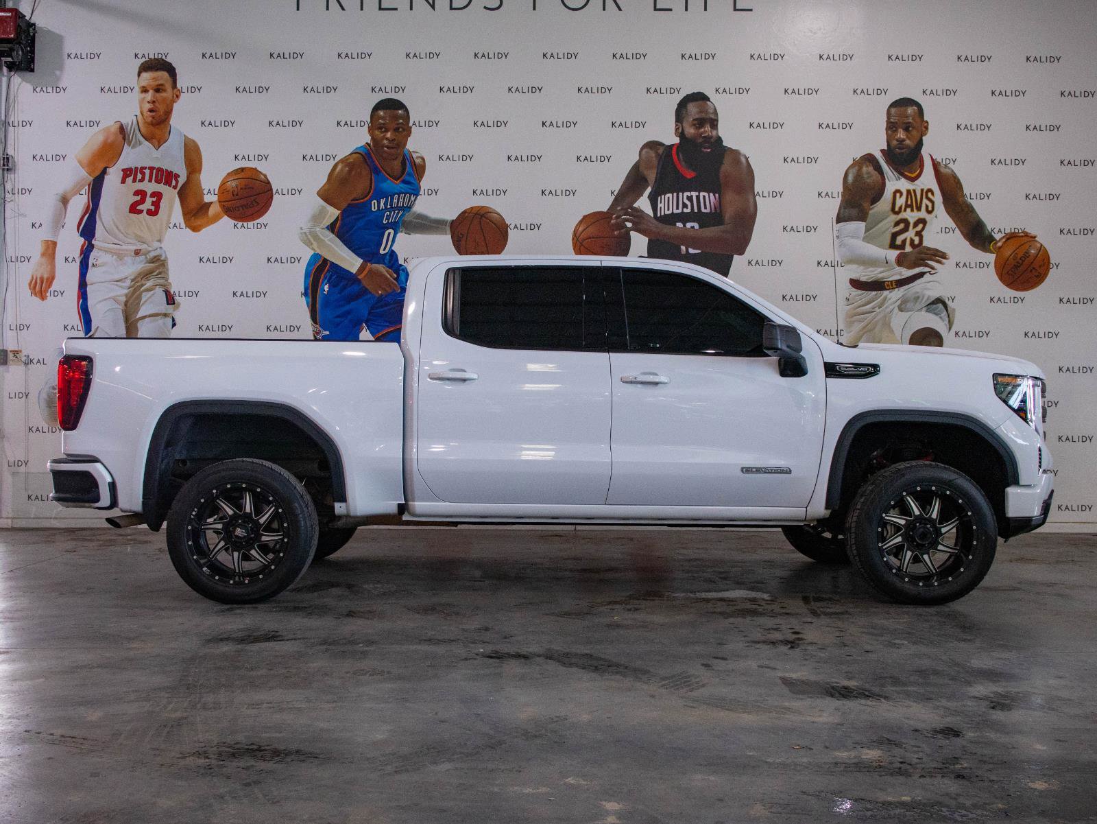Used 2024 GMC Sierra 1500 Elevation RWD image 17