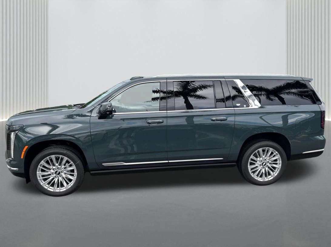 New 2026 Cadillac Escalade ESV Luxury AWD/4WD image 7