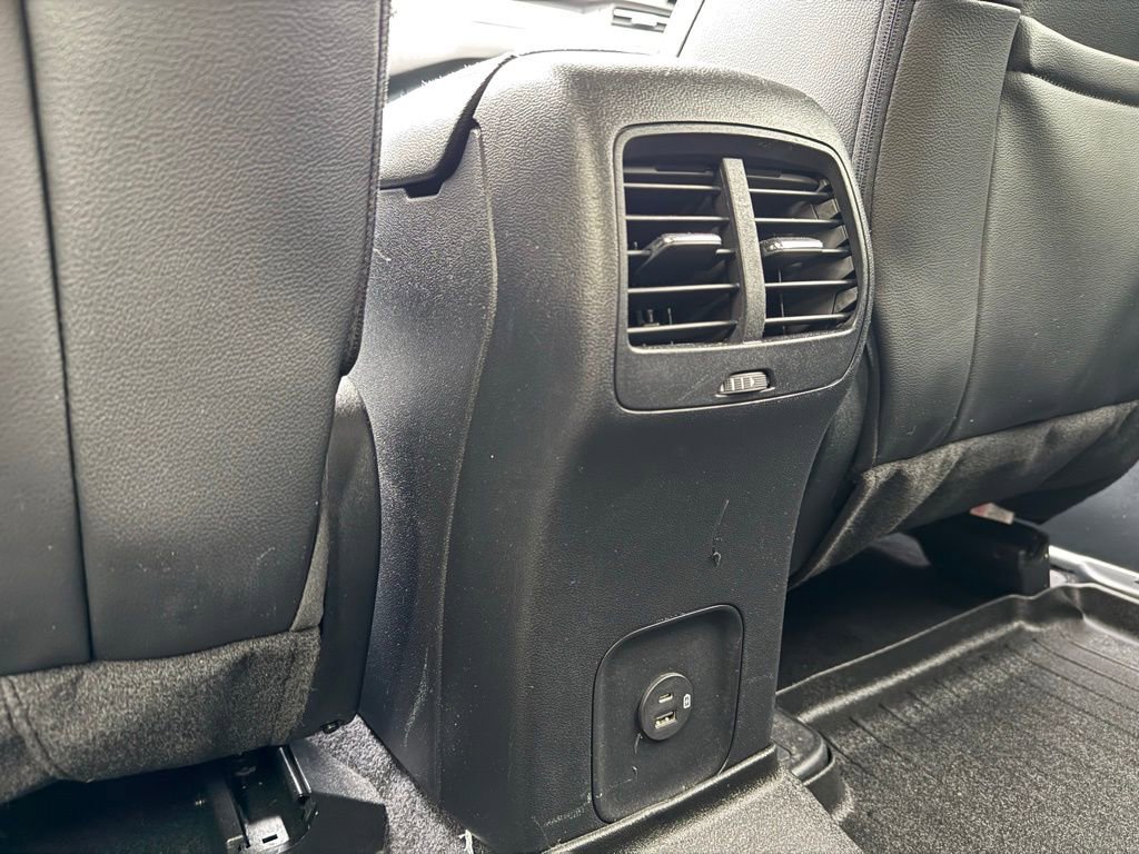 Used 2021 Ford Escape Titanium image 27