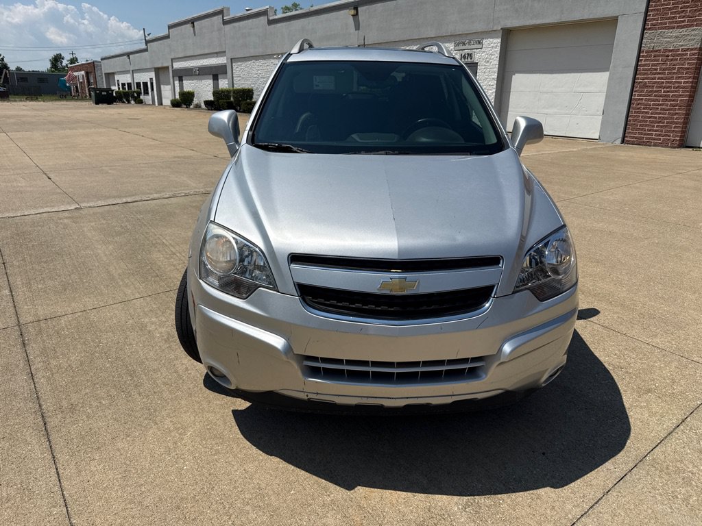 Used 2014 Chevrolet Captiva Sport LTZ FWD image 2