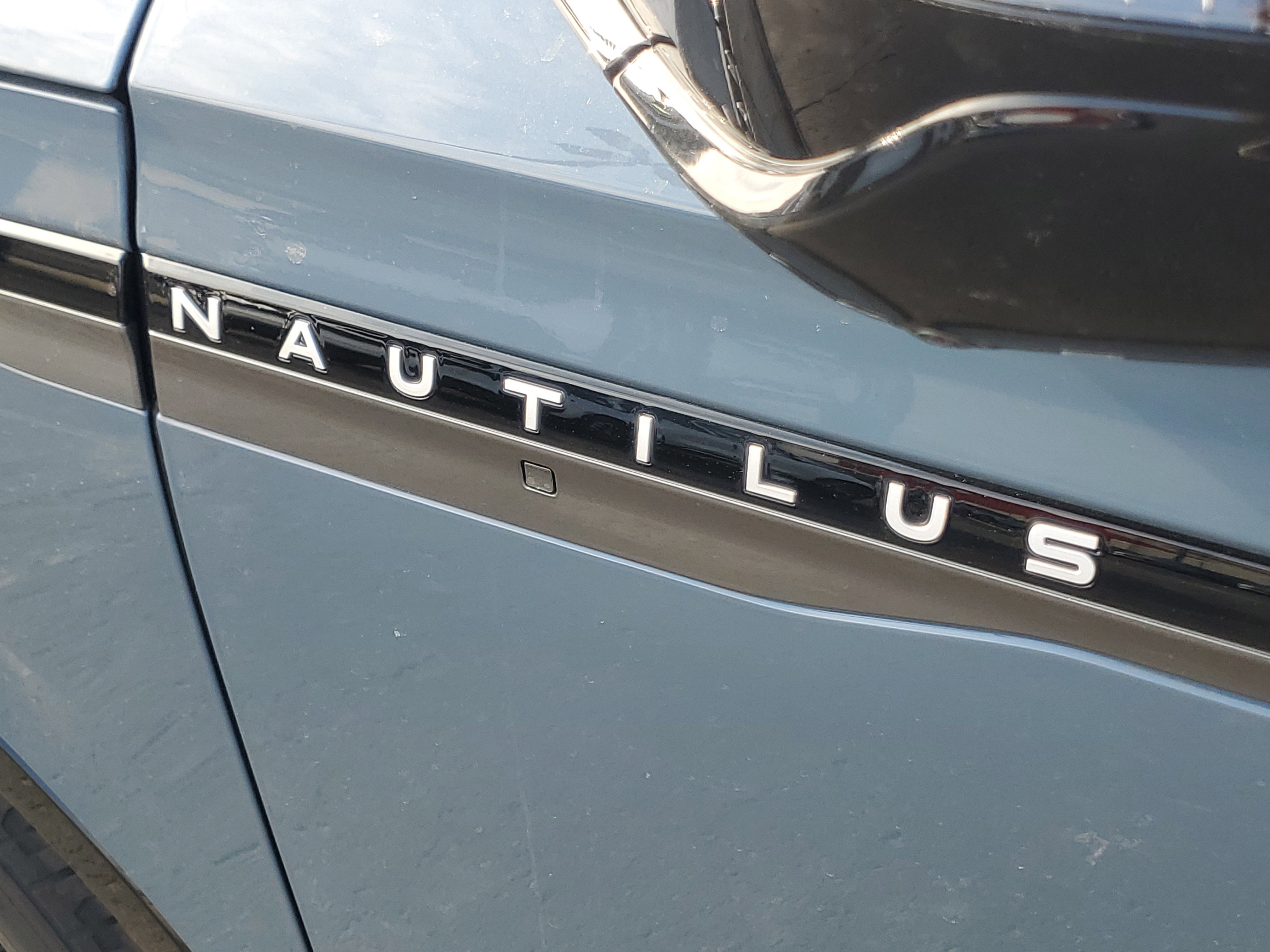 New 2026 Lincoln Nautilus Reserve image 7