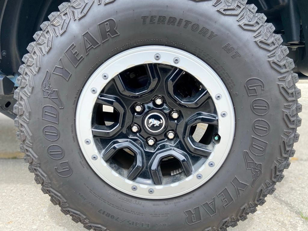 Used 2023 Ford Bronco Badlands AWD/4WD image 10
