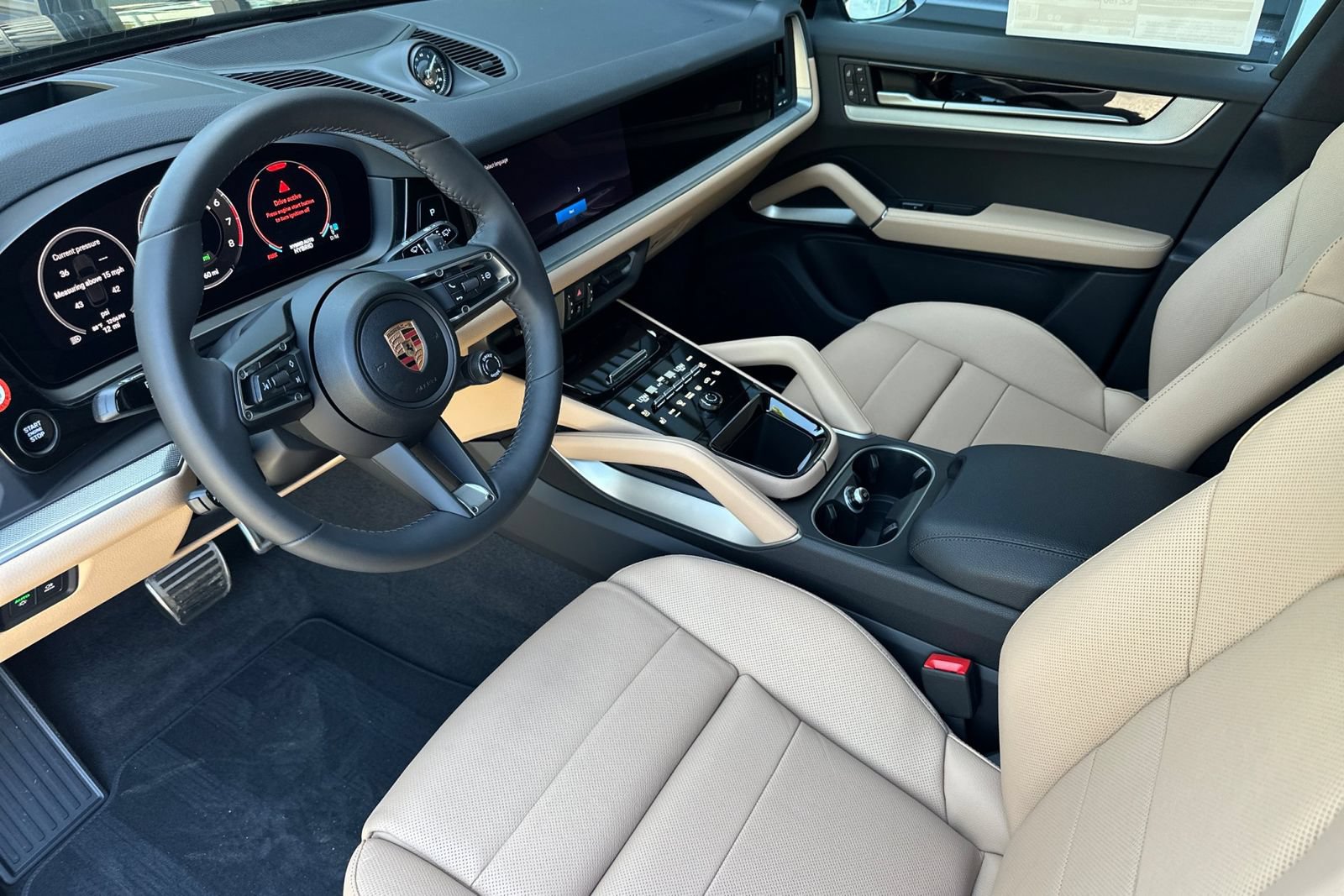 New 2026 Porsche Cayenne E-Hybrid AWD/4WD image 4