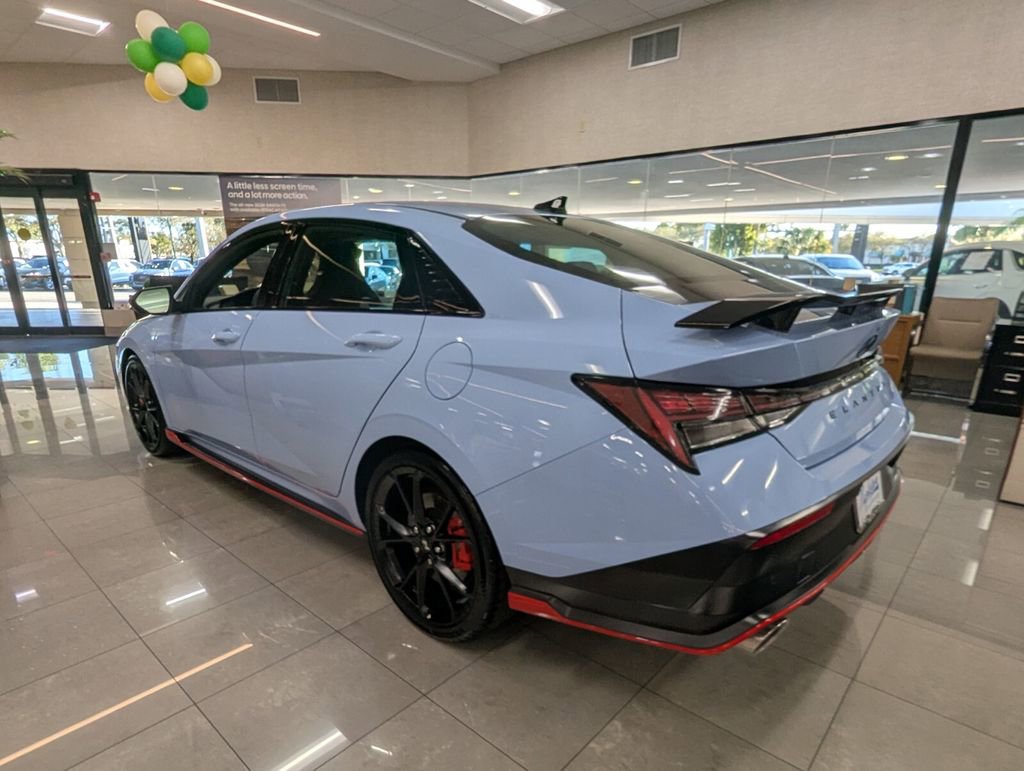 Certified 2025 Hyundai Elantra N Base image 6
