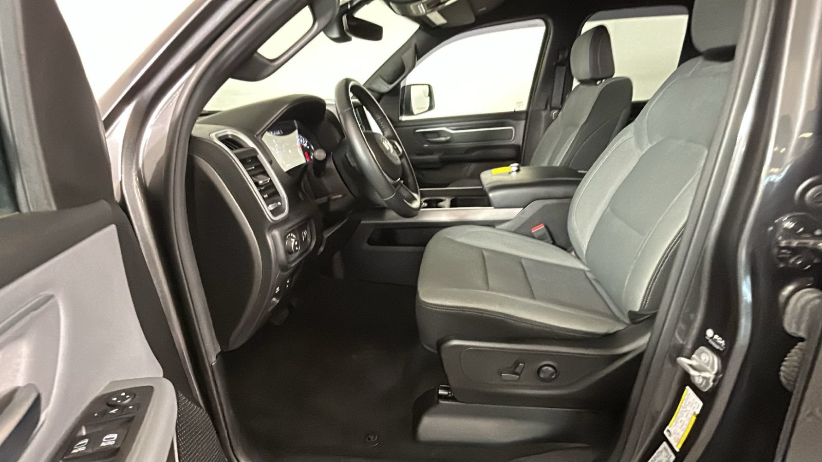 Used 2022 RAM 1500 Big Horn RWD image 13