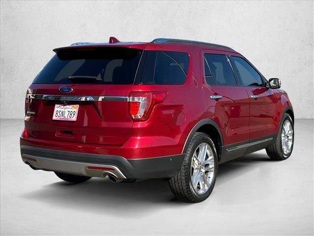 Used 2017 Ford Explorer Limited w/ Equipment Group 301A FWD image 5