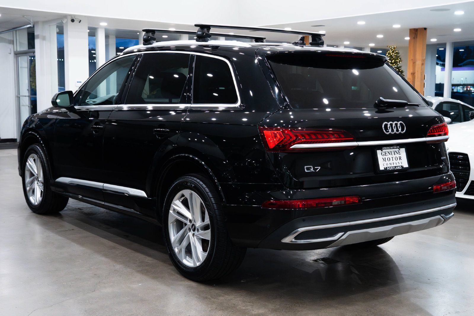 Used 2022 Audi Q7 3.0T Premium Plus w/ Premium Plus Package AWD/4WD image 6