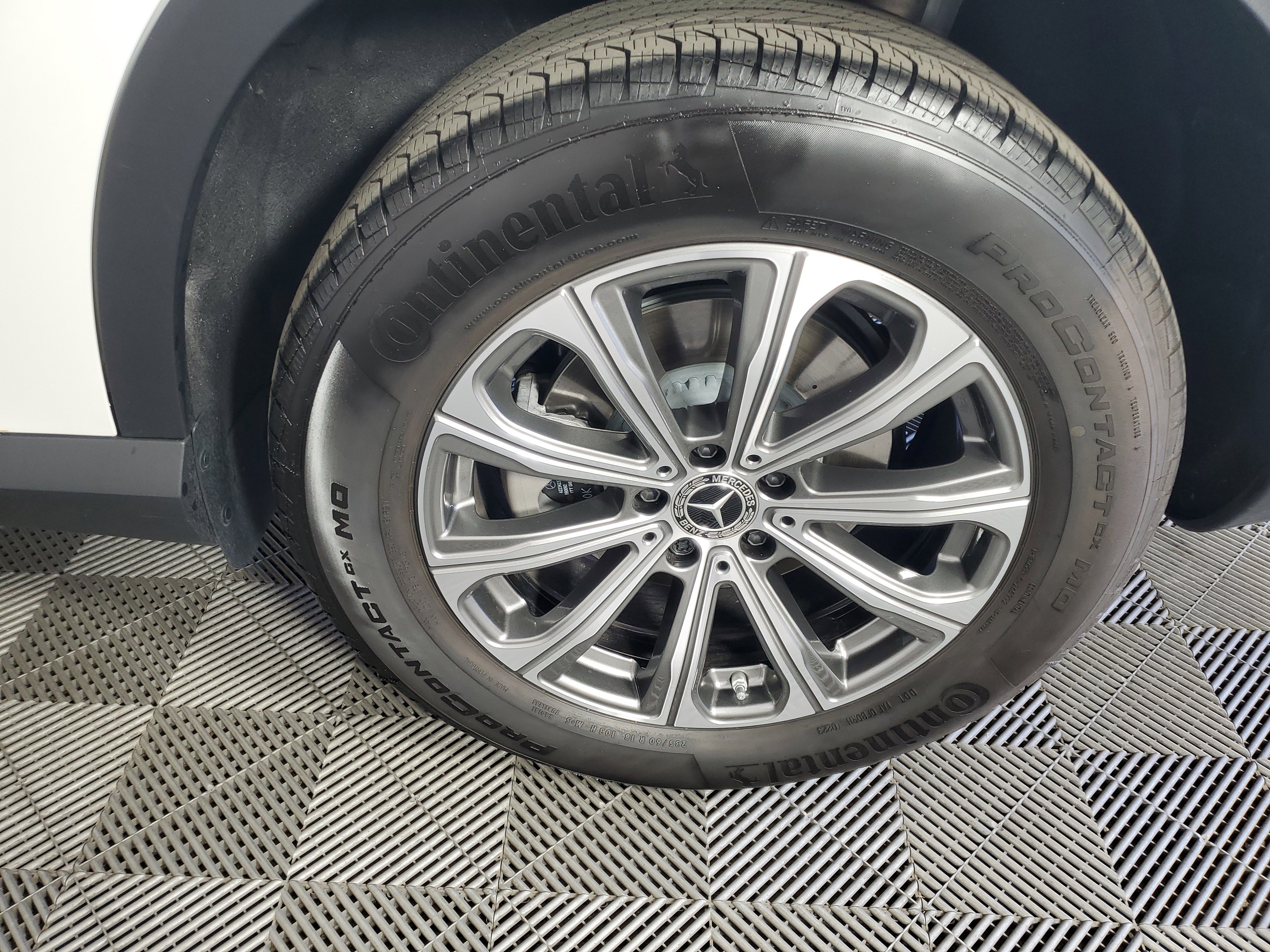 Used 2023 Mercedes-Benz GLC 300 image 30