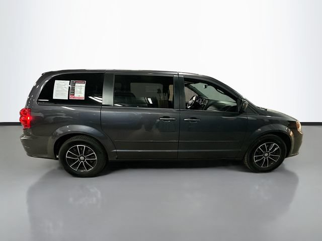 Used 2016 Dodge Grand Caravan R/T FWD image 5