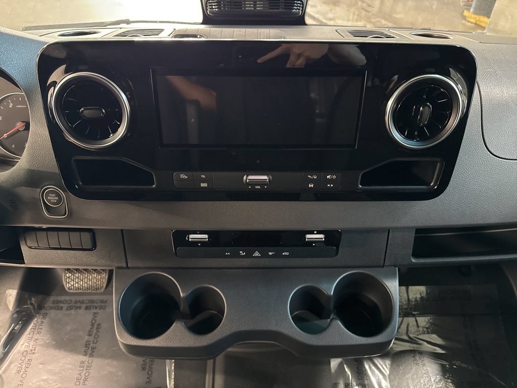 New 2026 Mercedes-Benz Sprinter 2500 image 27